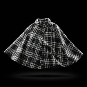 Apt. 9 Tweed Cape – Size Medium 🖤🤍